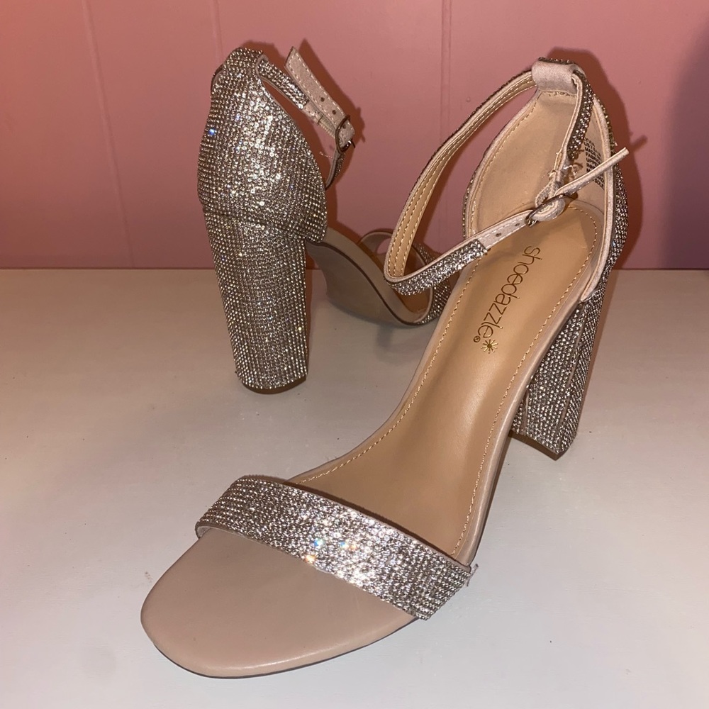 Shoe Dazzle Silver Glitter Heels